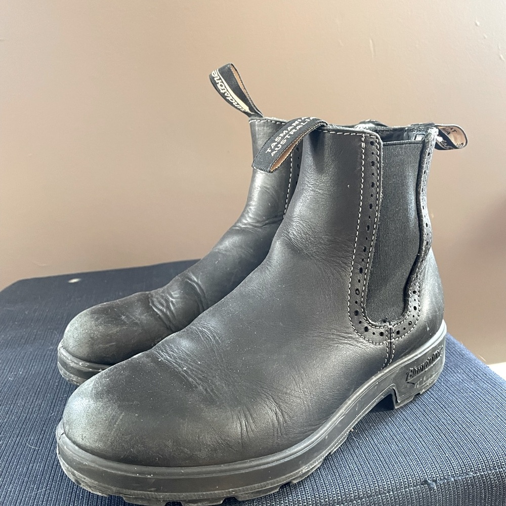 Blundstones